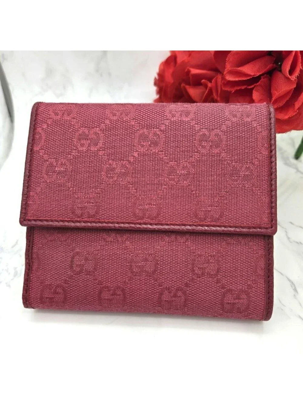 Gucci Fold Wallet GG Canvas Pink